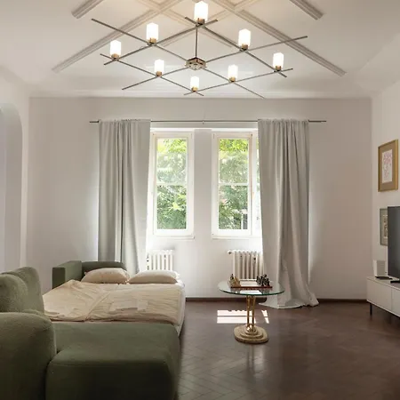 Radlinskeho By Ellements, Spacious Old Town * 브라티슬라바