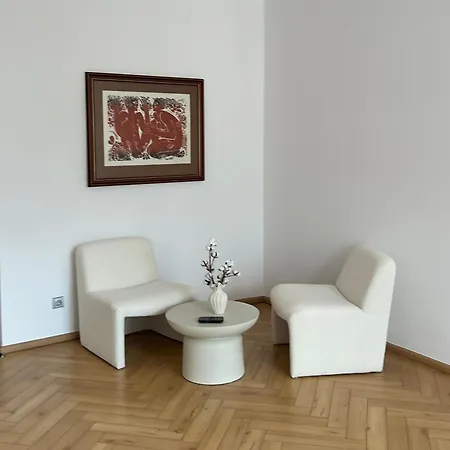 Radlinskeho By Ellements, Spacious Old Town 아파트 *