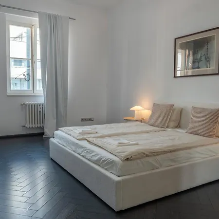 아파트 Radlinskeho By Ellements, Spacious Old Town *